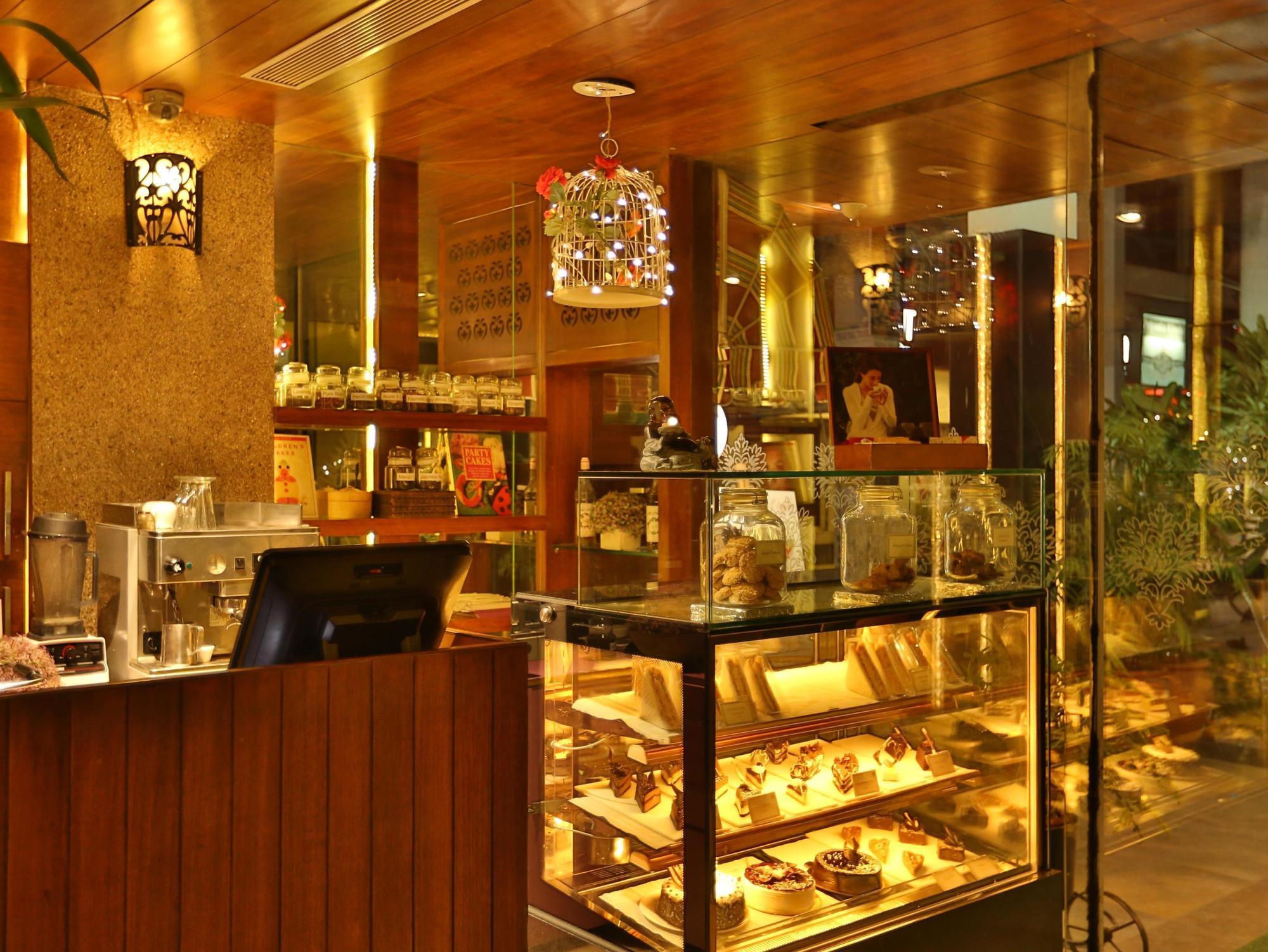 Icon Hotel