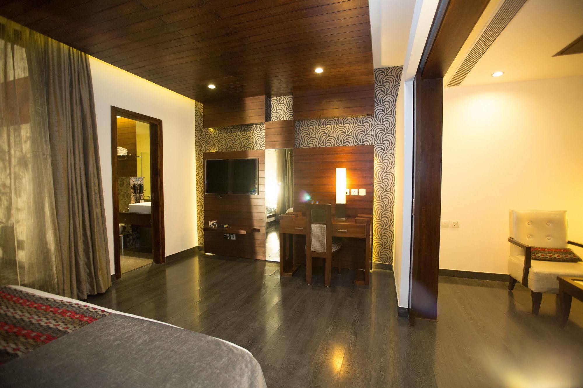 Icon Hotel Chandigarh