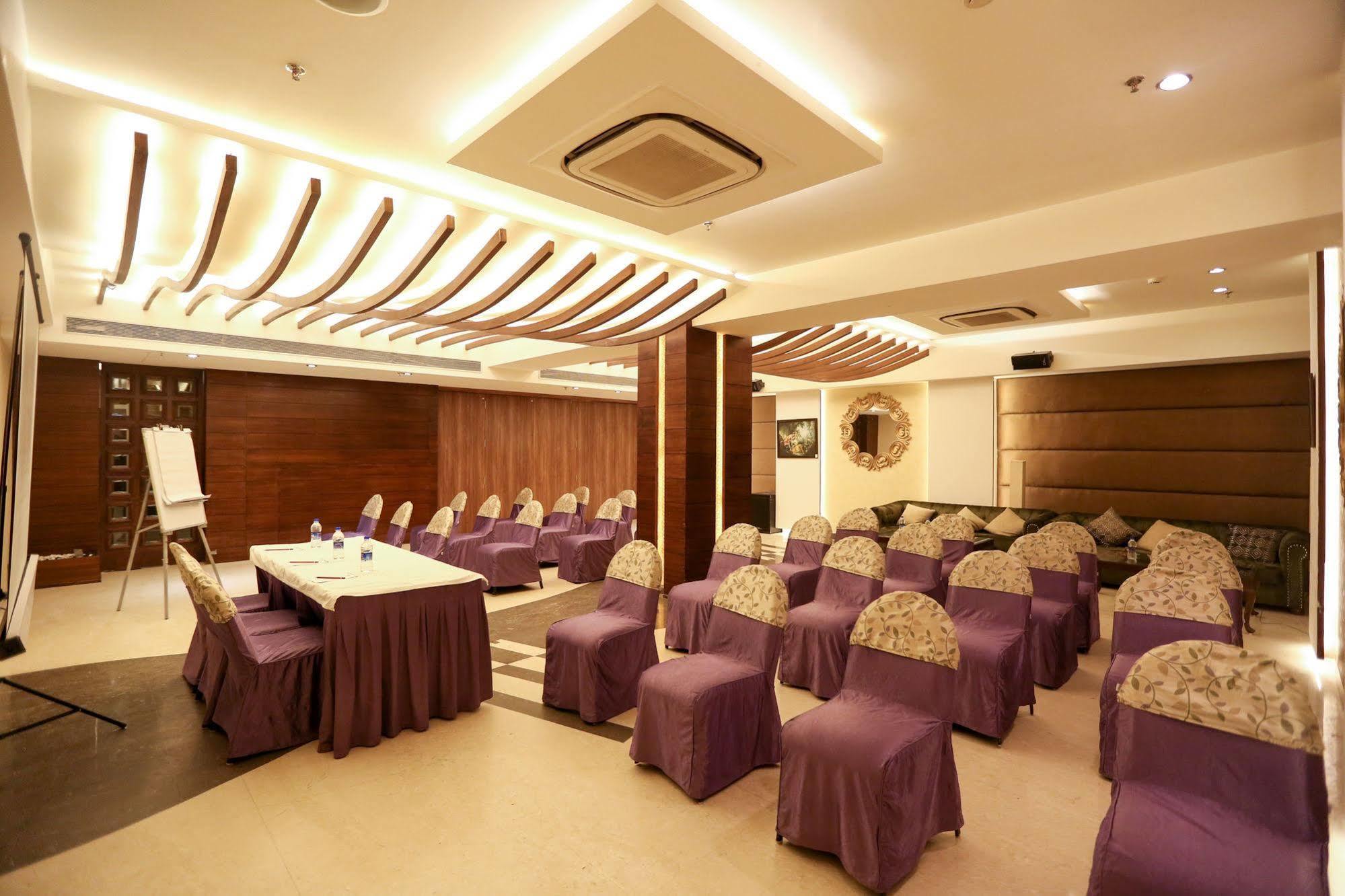 Icon Hotel 3*
